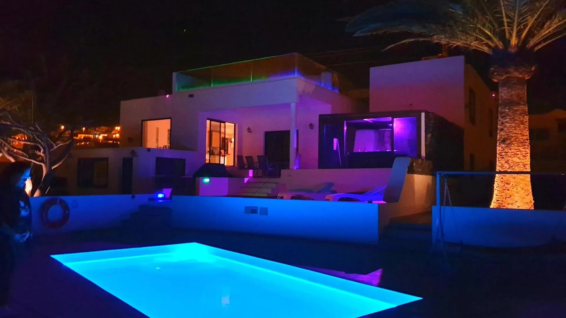 Villa Vista Mar I, Meerblick, 360 Qm, Heated Pool, Hot Tube, Roof Top Terrace, Gaming Room, Wifi Tías