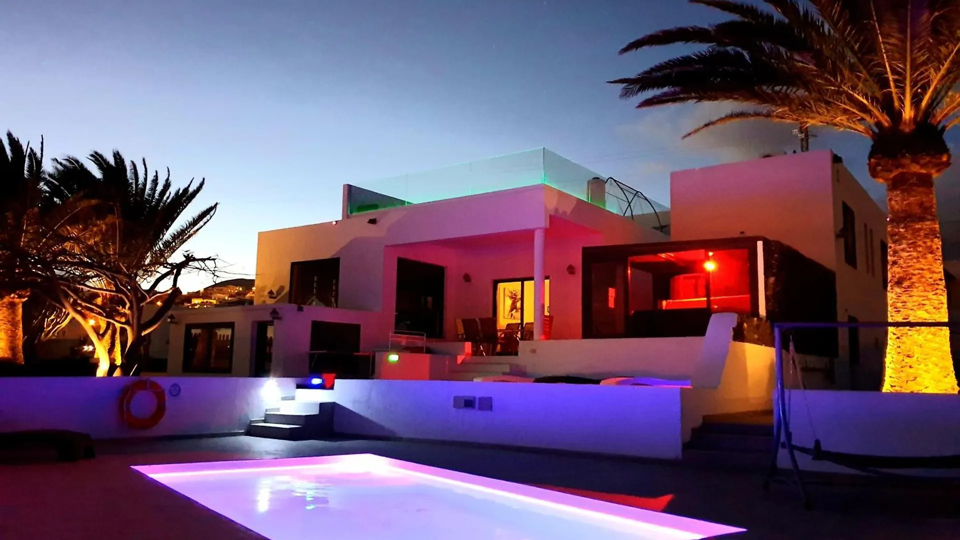 Villa Vista Mar I, Meerblick, 360 Qm, Heated Pool, Hot Tube, Roof Top Terrace, Gaming Room, Wifi Tías