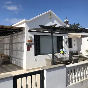 Villa 2 Bedroom Front Line Puerto Del Carmen, Tias
