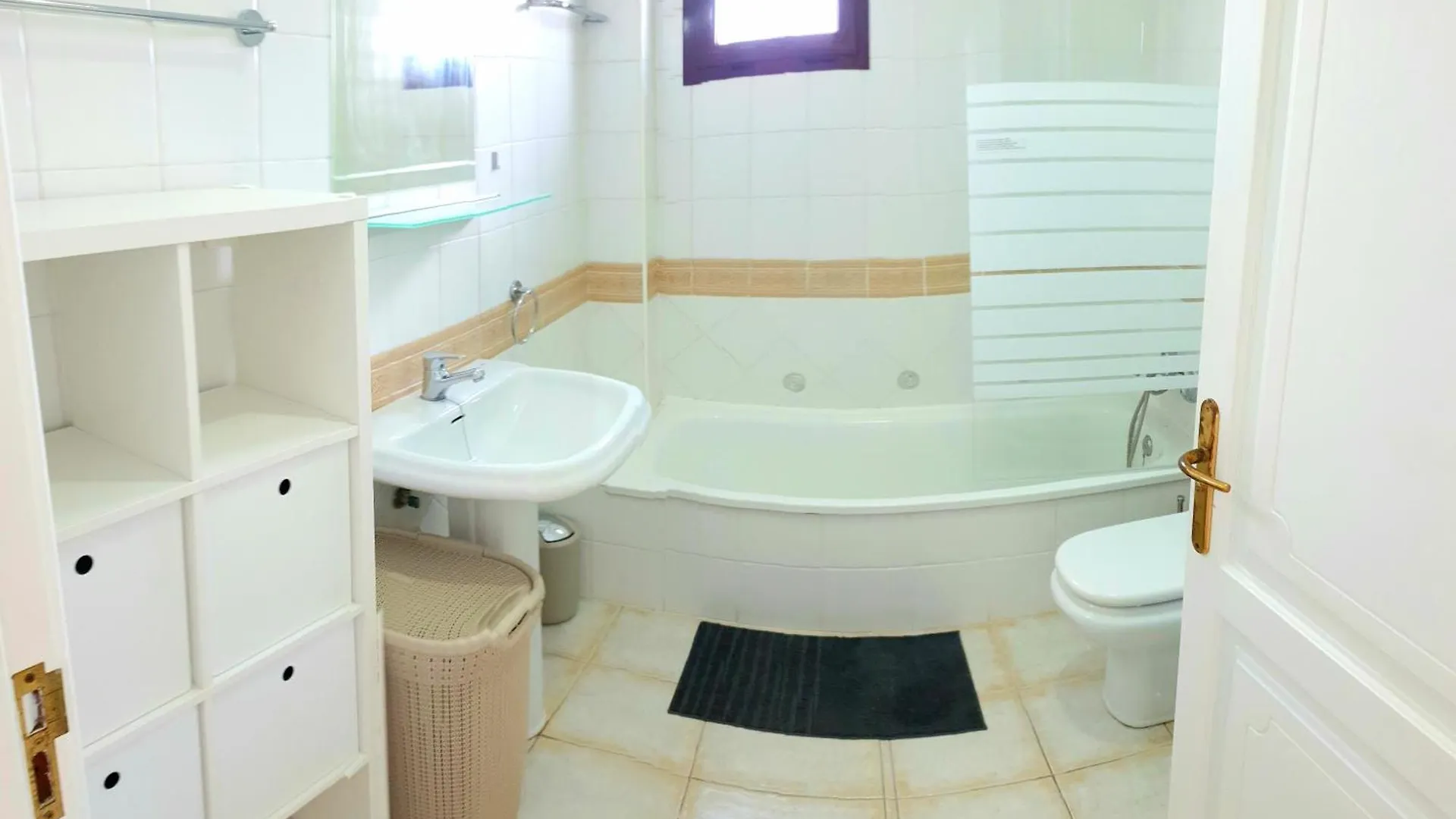 Villa Vista Mar I, Meerblick, 360 Qm, Heated Pool, Hot Tube, Roof Top Terrace, Gaming Room, Wifi Tias