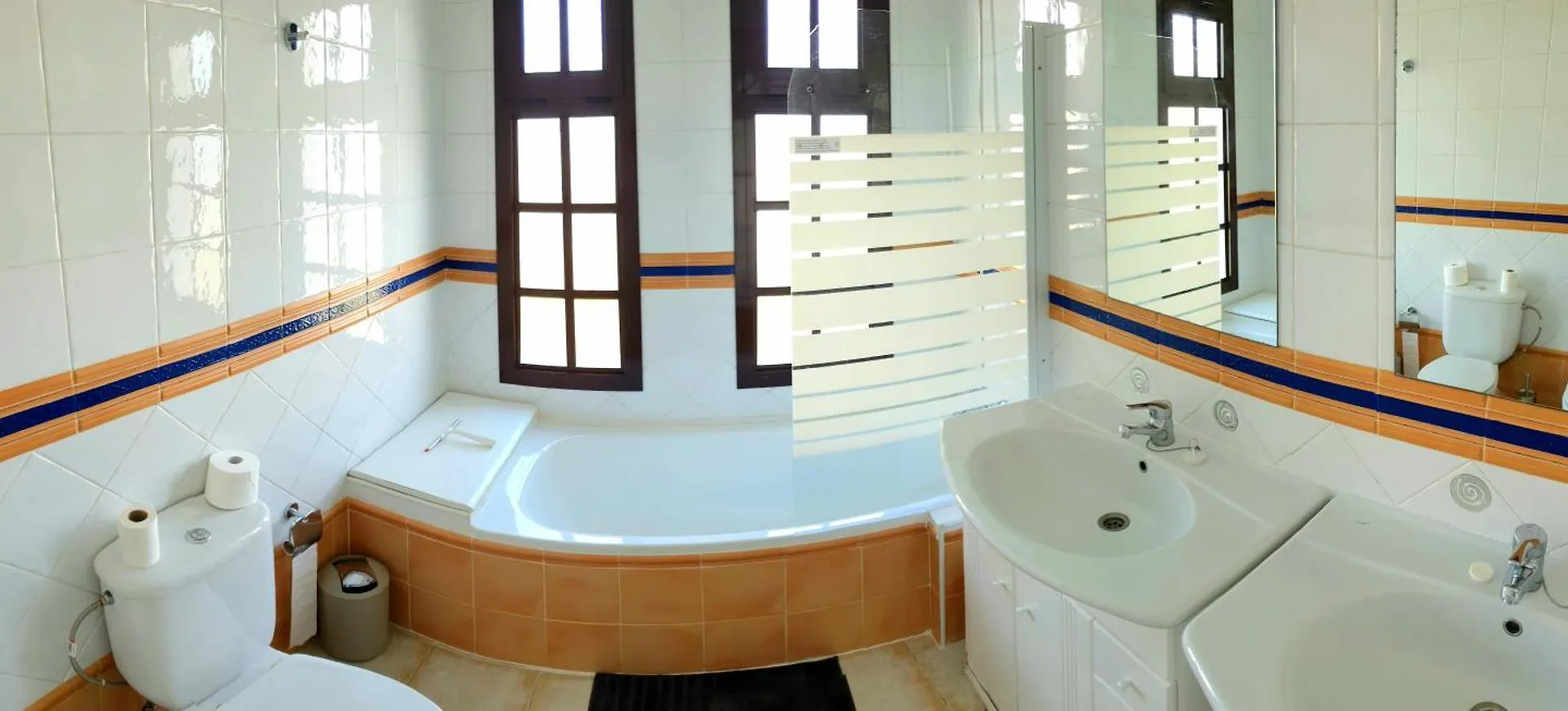 Villa Vista Mar I, Meerblick, 360 Qm, Heated Pool, Hot Tube, Roof Top Terrace, Gaming Room, Wifi Tias