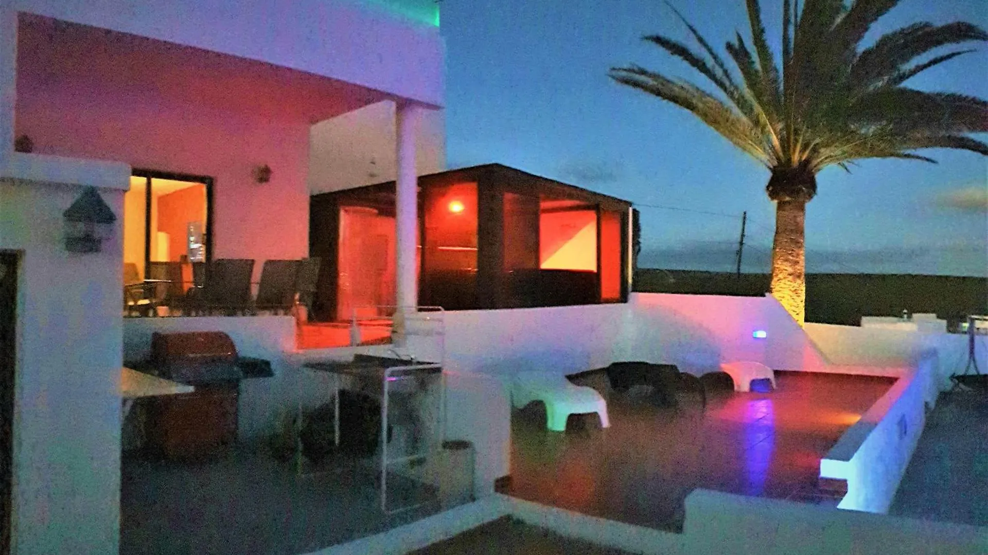 Villa Vista Mar I, Meerblick, 360 Qm, Heated Pool, Hot Tube, Roof Top Terrace, Gaming Room, Wifi Tias